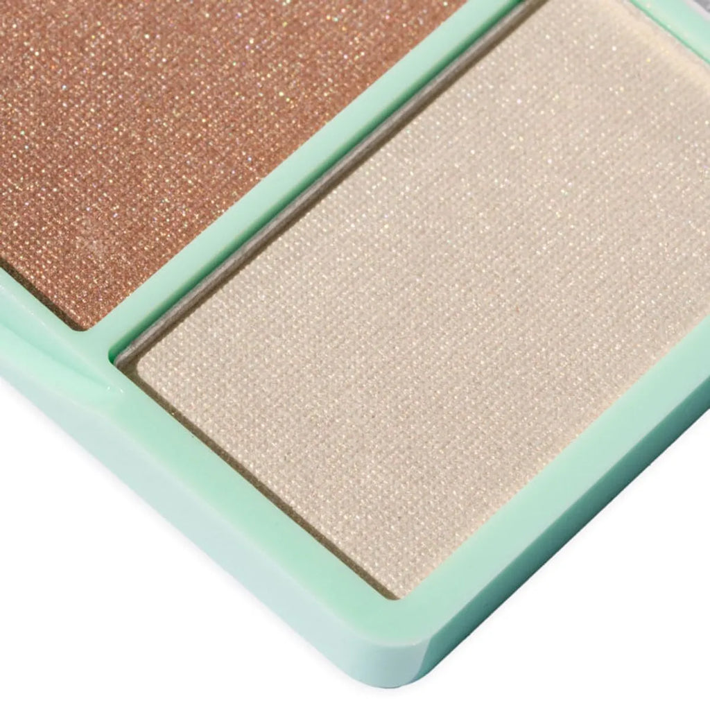 Iluminador en Trío Cloud Highlighter