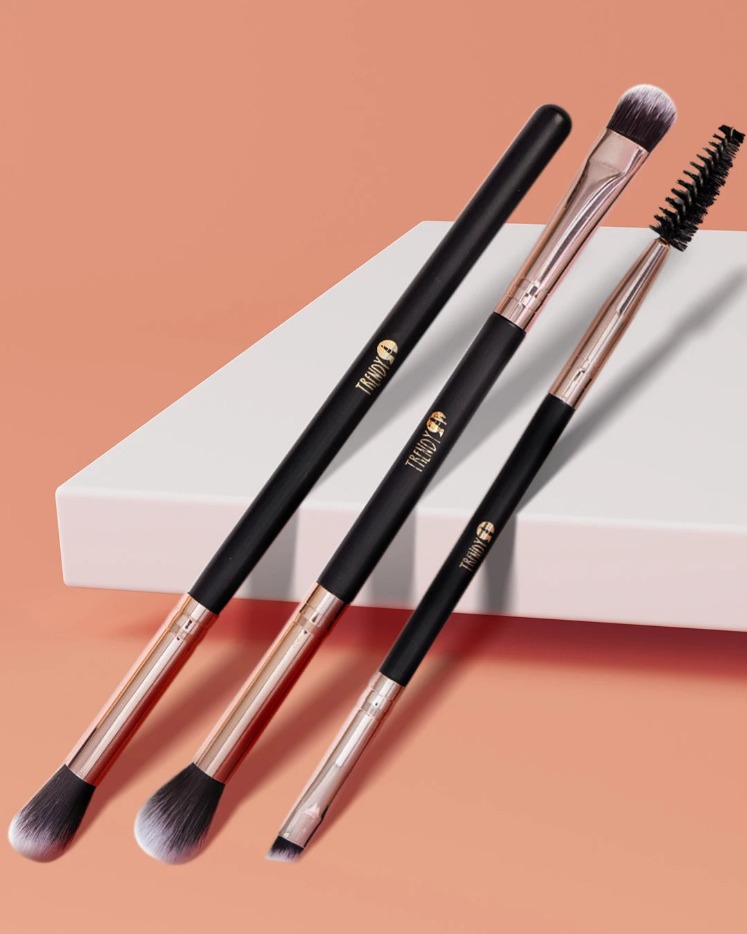 Kit Brocha Trendy ojos x3 Génerica